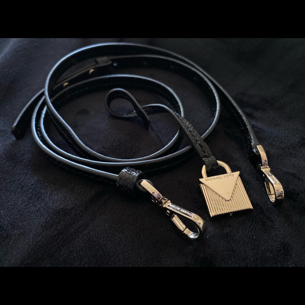 Design a Mercer Textured Leather Strap Set